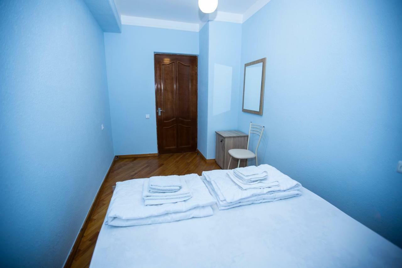 Sweet Sleep Hostel Erevan Esterno foto